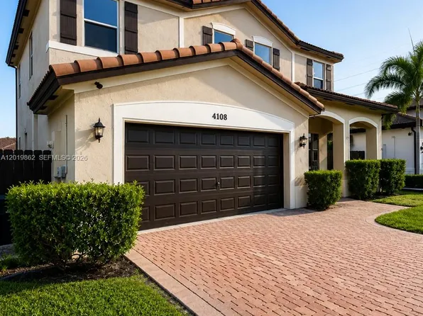4108 NE 20th St, Homestead, FL 33033