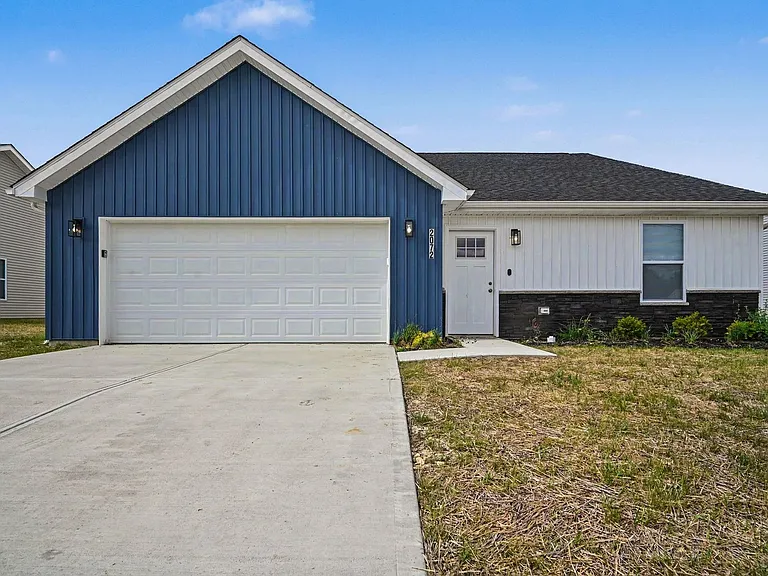 2072 Thimble Creek Dr — Photo 1