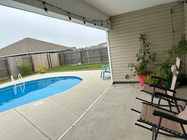 6975 Crimson Ln — Photo 2
