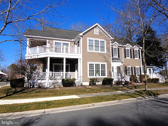 3rd image of 33539 Cleek Way #3313