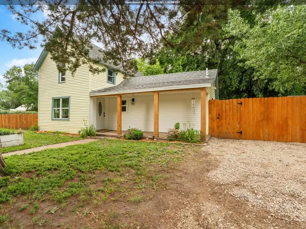 302 Franklin St, Vermillion, SD 57069
