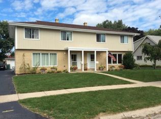 5121 Maplewood Dr, Greendale, WI 53129