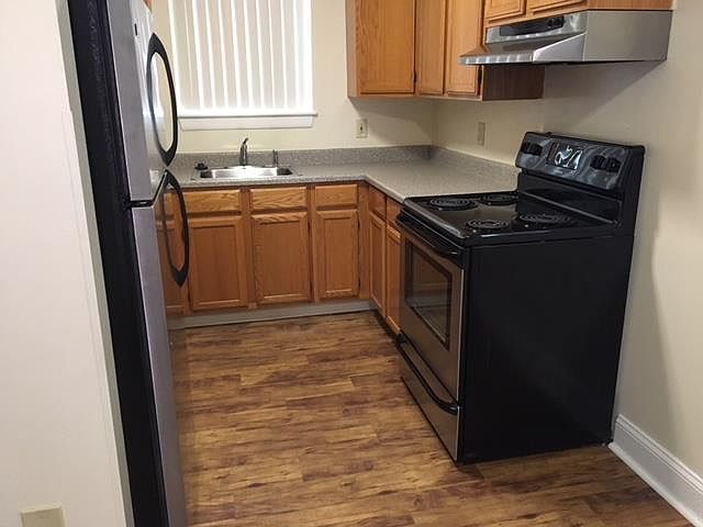 1st image of 257 Garden St #102
