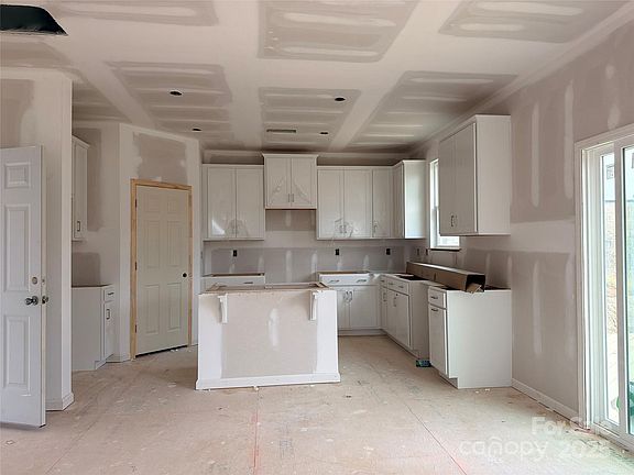 5th image of 2124 Norwood Ct
