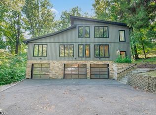 1204 Johnston Dr, Watchung Boro, NJ 07069