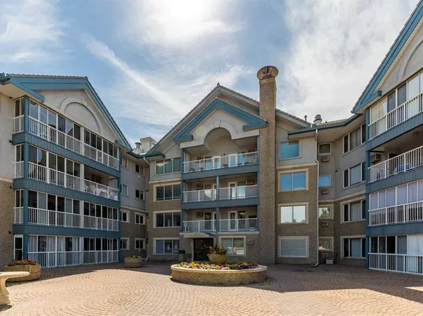 75 N 1st Ave S #104, Lethbridge, AB T1J 4R2