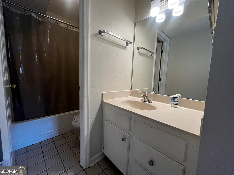2165 S Milledge Ave — Photo 11