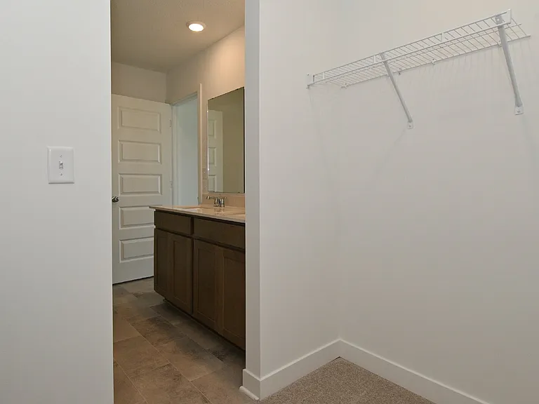 8118 Ridge Line Dr — Photo 51