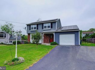 115 Lakeside Dr, Glassboro, NJ 08028