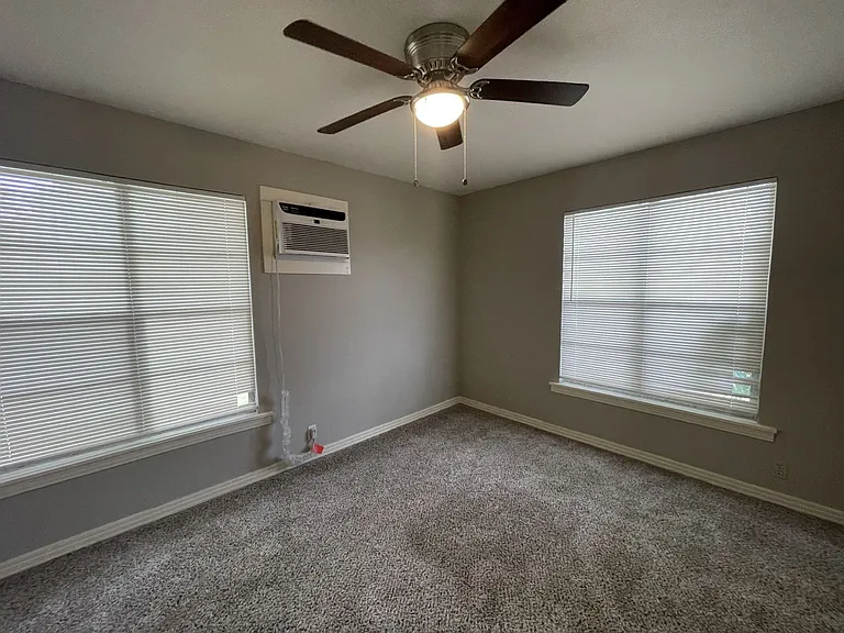 815 Dugan St — Photo 7