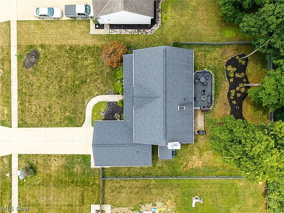 4th image of 3965 Stonegate Dr