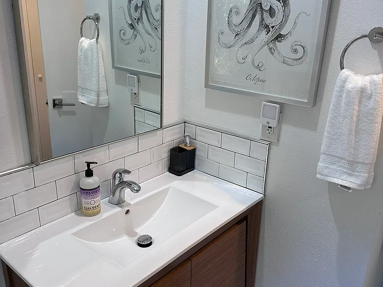 4306 N Branch Ave #1 — Photo 21