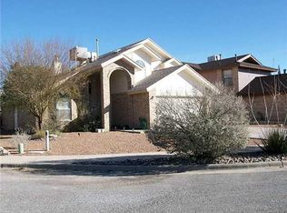 404 Nita Pl, Horizon City, TX 79928
