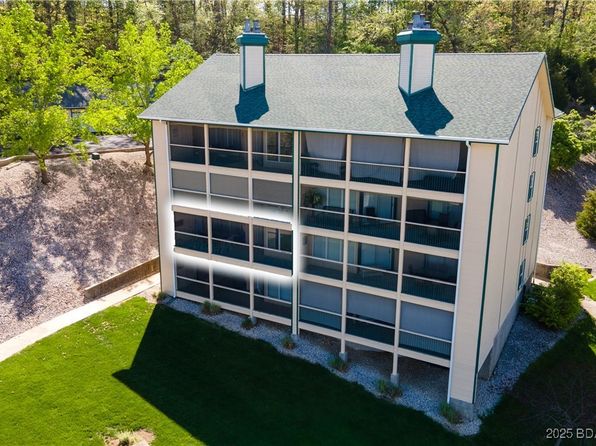 245 Bristol Bay Dr #2B, Lake Ozark, MO 65049