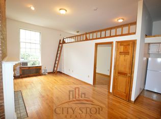 113 W 74th St APT 2, New York, NY 10023
