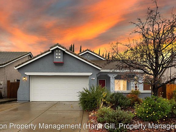 4th image of 3677 Saintsbury Dr