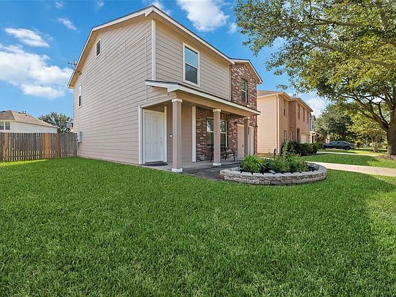 2nd image of 7930 Raven Creek Ln