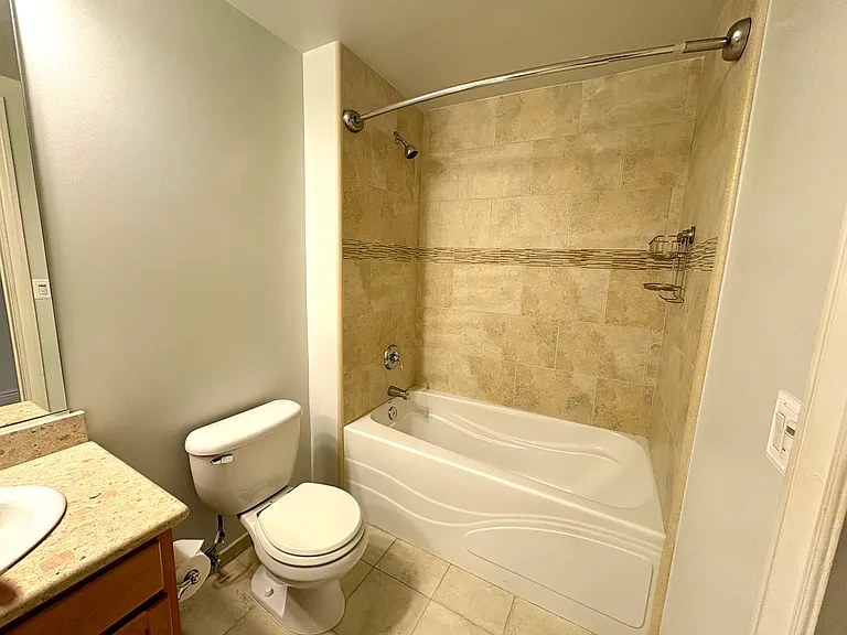 1310 Creekside Dr — Photo 24