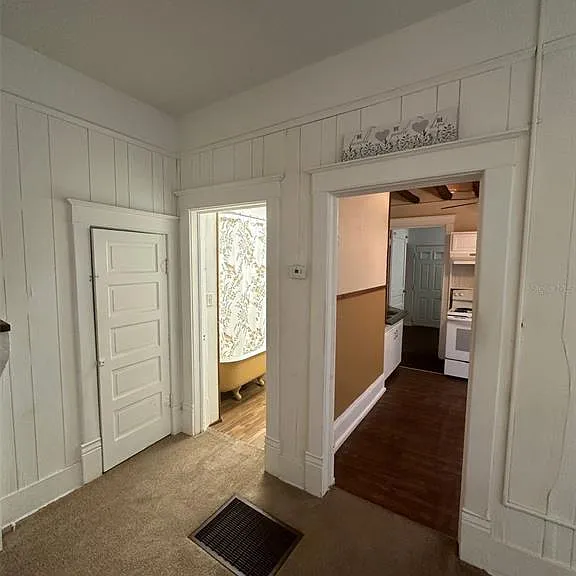 417 Mabbette St — Photo 6