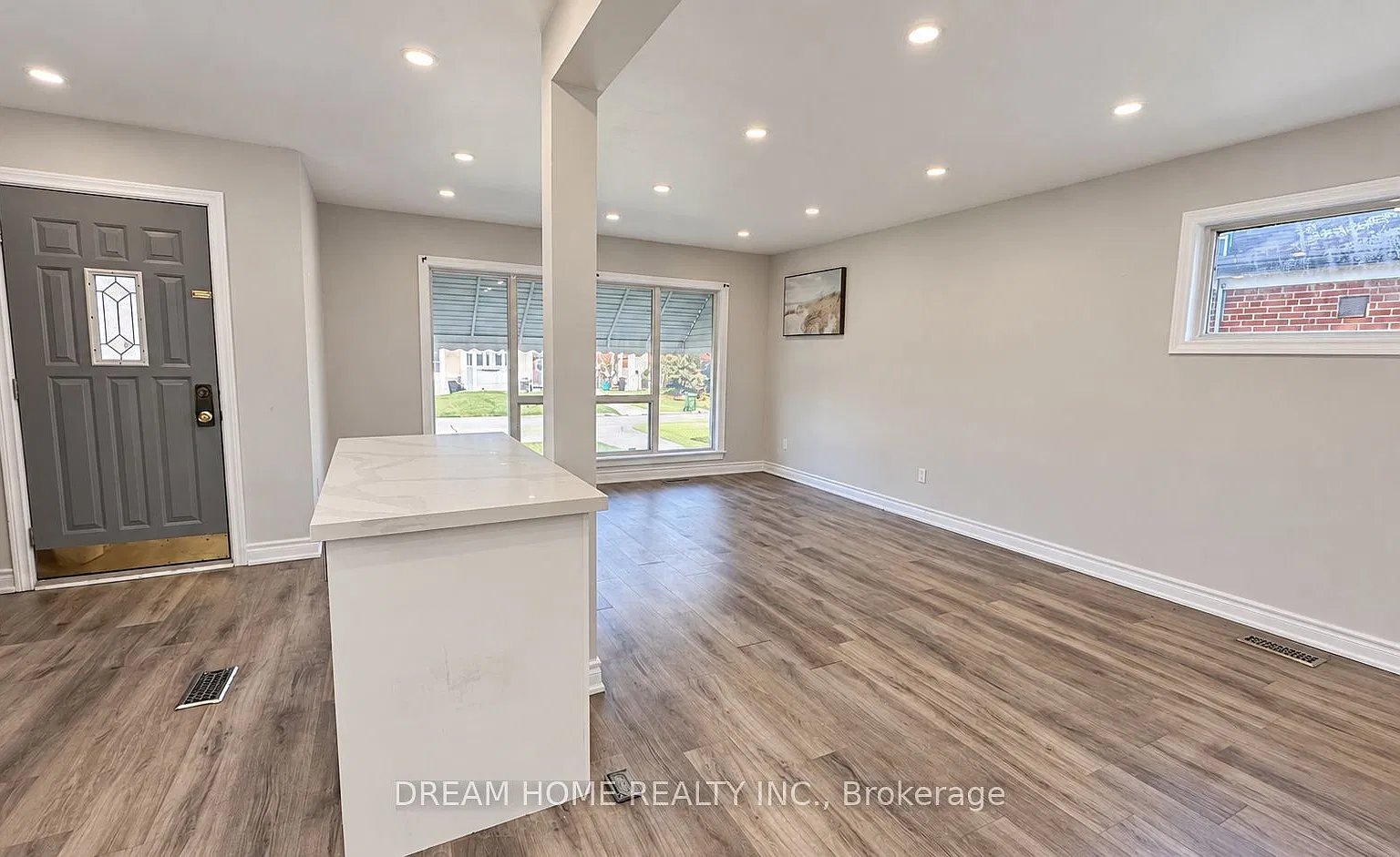 2 bed, $2,300 — Photo 2