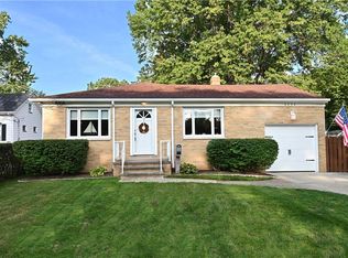 3232 Clague Rd, North Olmsted, OH 44070