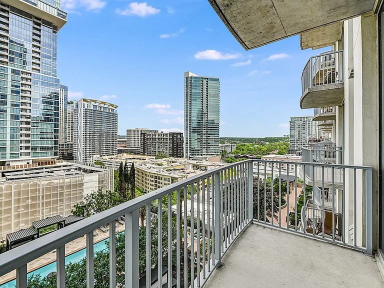 360 Nueces St #1302 — Photo 16