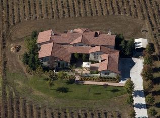 1130 Little River Dr, Hollister, CA 95023