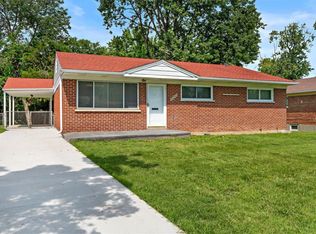 1555 Mendell Dr, Saint Louis, MO 63130