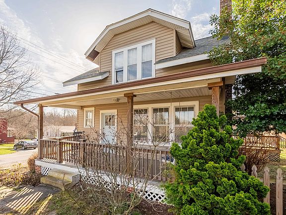 4th image of 217 Alleghany St