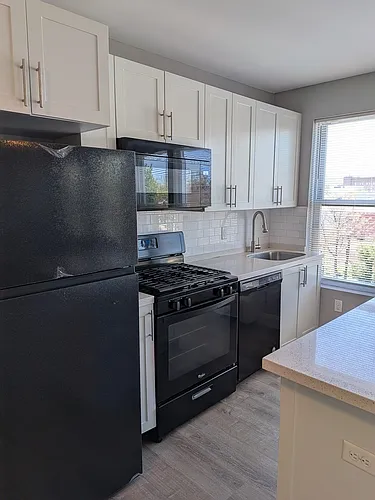 21 Canfield St Photo 1
