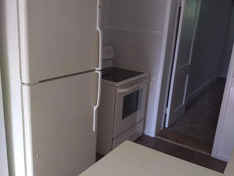 21 Coachmans Rd #4 — Photo 3