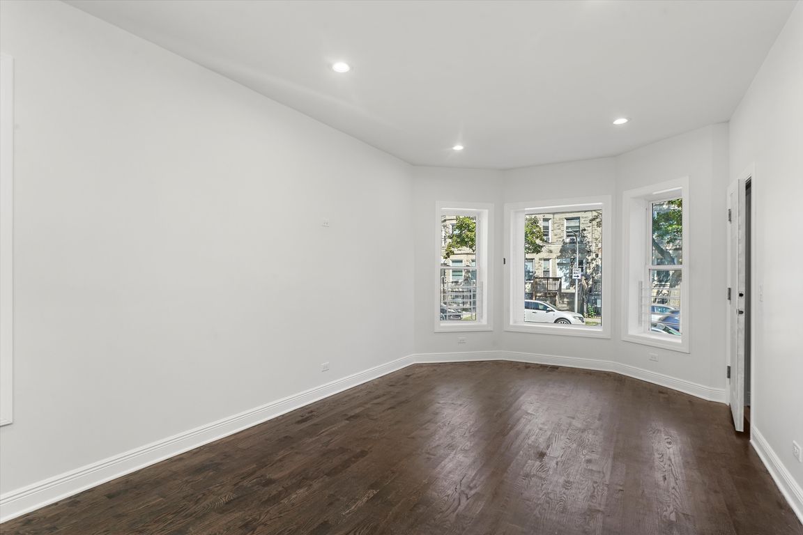 next background image