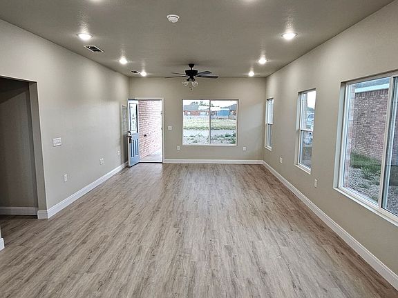 4th image of 1837 Quail Wood Dr