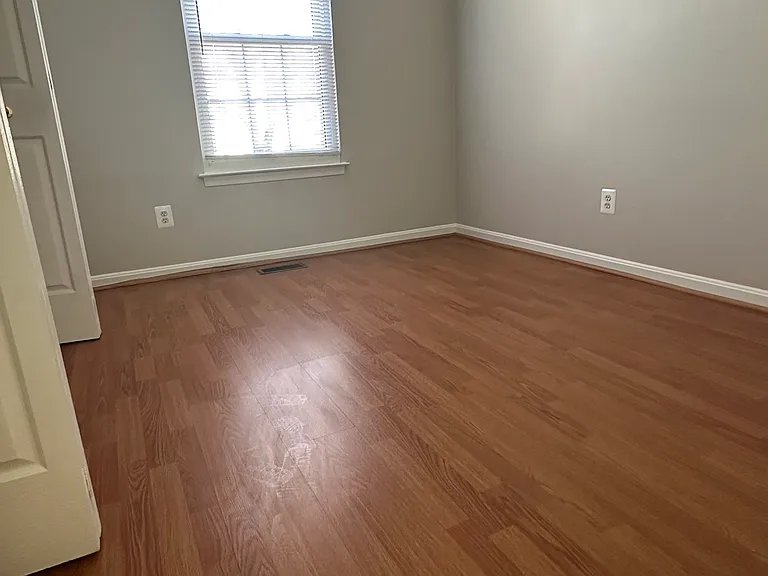 3845 Eaves Ln — Photo 8
