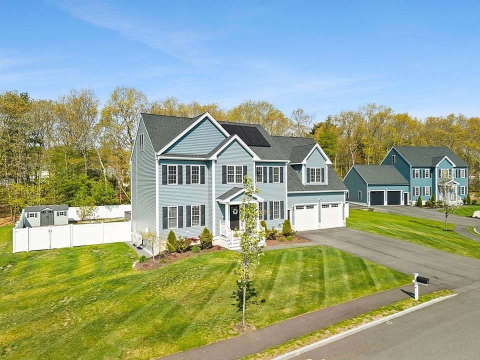 1st image of 194 Cypress Dr