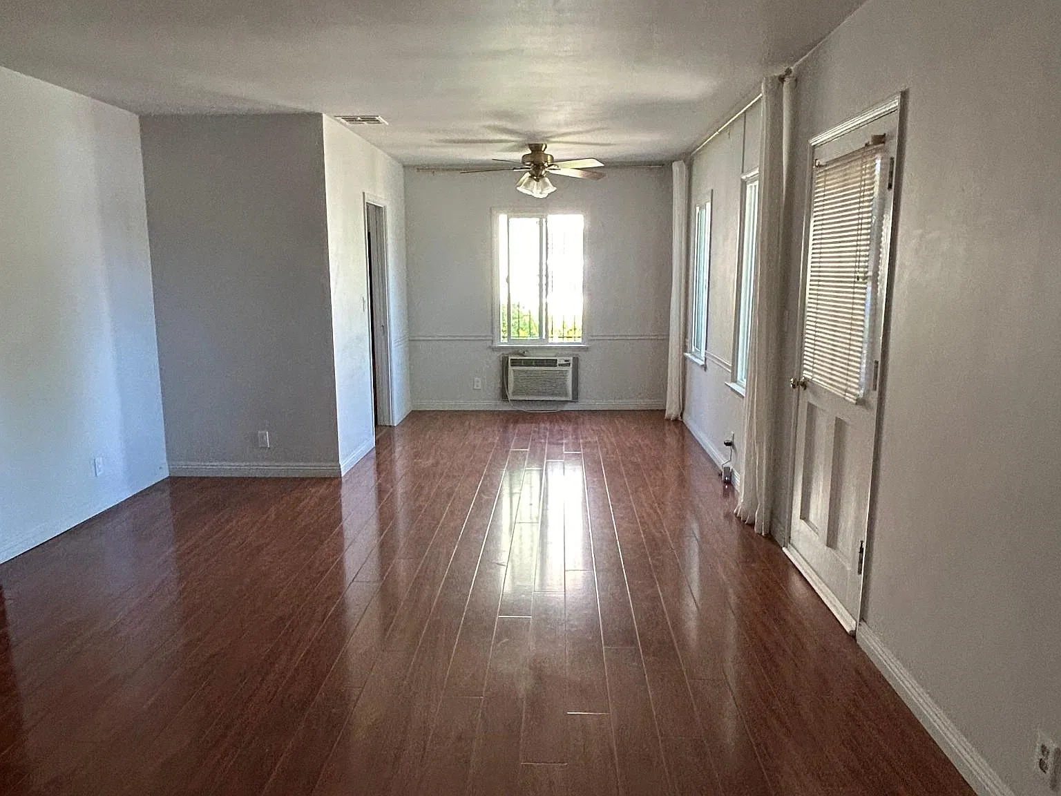 7701 Aldea Ave — Photo 2