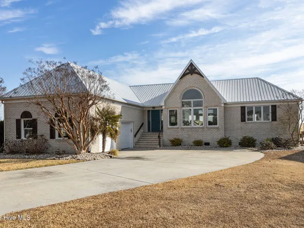 515 Blue Heron Drive, Newport, NC 28570