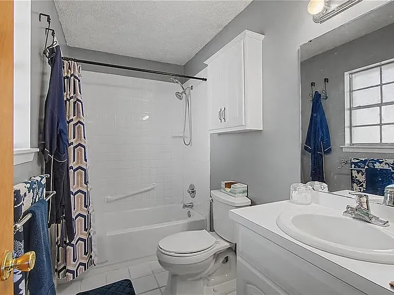 6258 Western Hills Ave — Photo 28