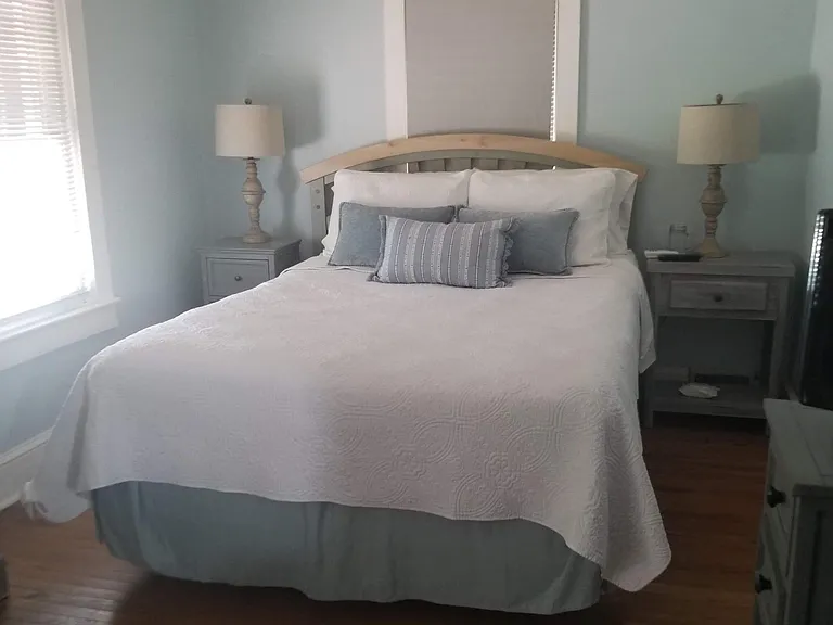 504 Corlies Ave — Photo 9