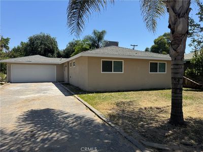 1490 N Knoll Ave, Fresno, CA, 93722