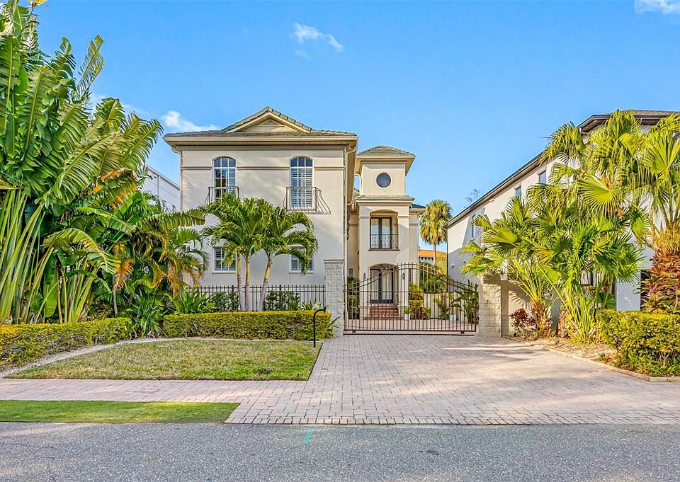 1st image of 2709 W TRILBY AVENUE