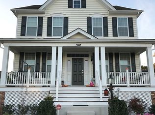 23267 Silcott Chase Dr, Ashburn, VA 20148