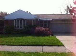 23192 Raven Ave, Eastpointe, MI 48021