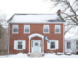 2622 Noyes St, Evanston, IL 60201