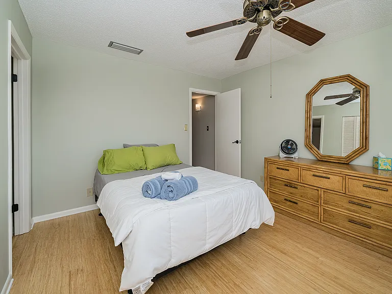 1301 Gulf Blvd #201 — Photo 30