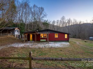 191 Wilson Cove Rd, Swannanoa, NC 28778