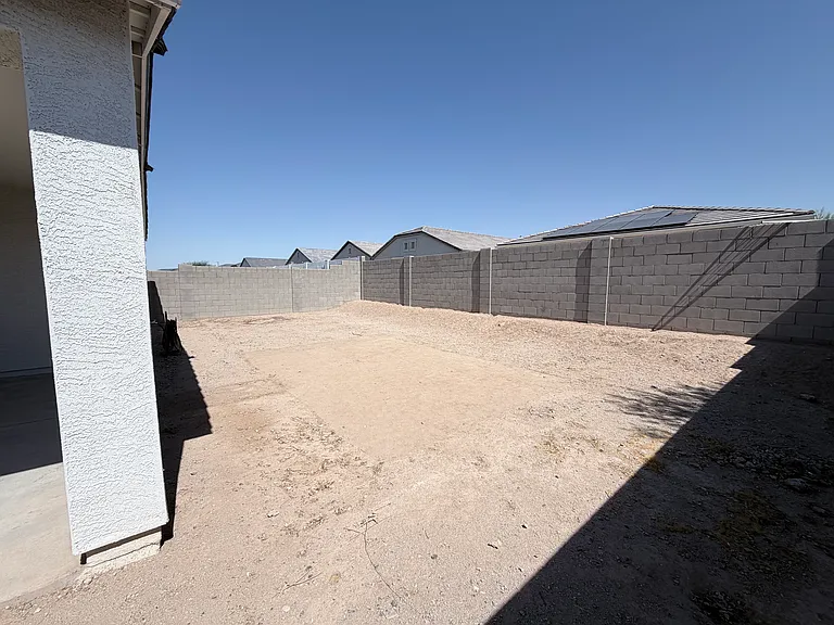 24170 W Flores Dr — Photo 37