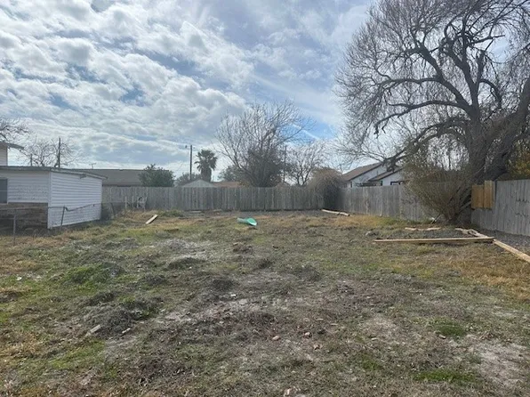 (undisclosed Address), Corpus Christi, TX 78418