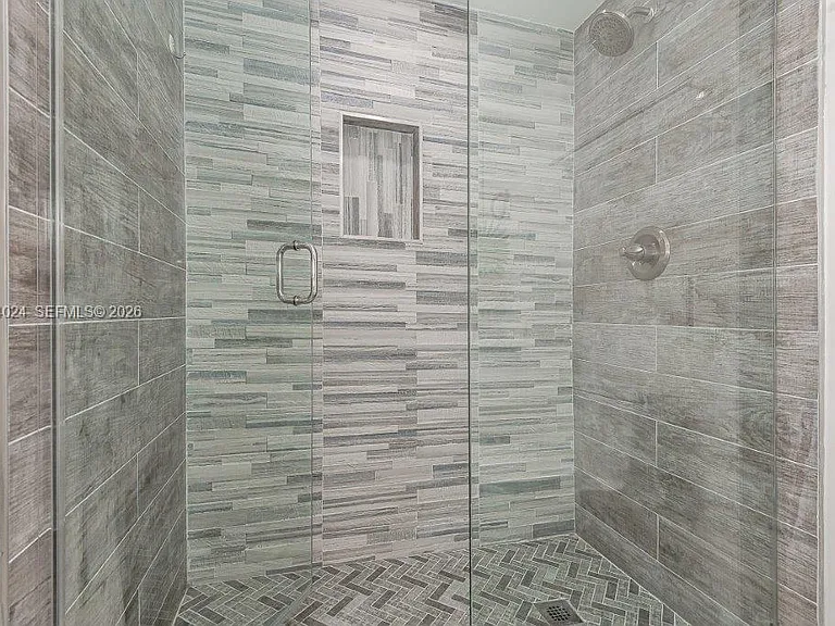 2301 Collins Ave #926 — Photo 21