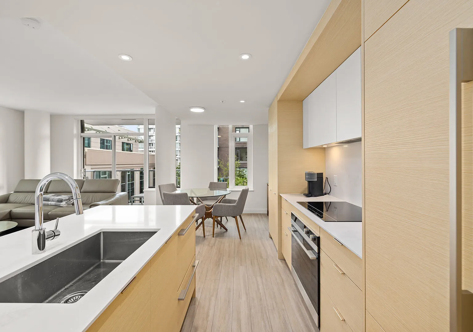 Yates Street Executive Suite - 848 Yates 403 - 403 — Photo 4